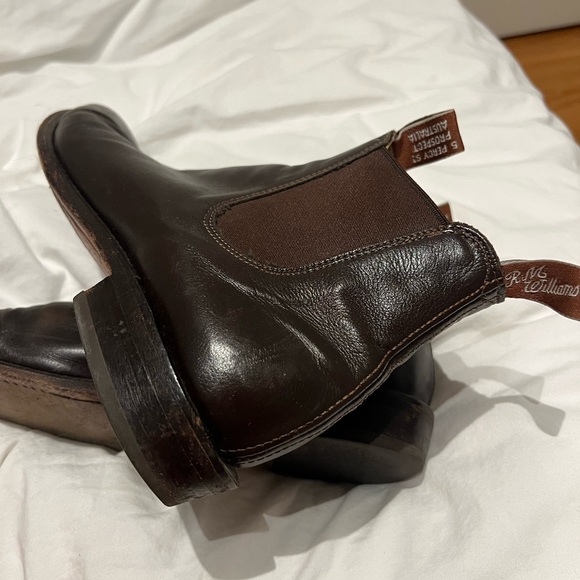 R.M Williams leather Chelsea boots - Picture 4 of 4